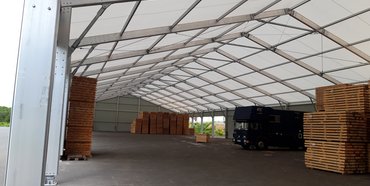Structure de stockage pour une scierie de bois