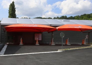 Bâtiments pour la grande distribution - Drive Neivalu