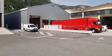 Bâtiment logistique