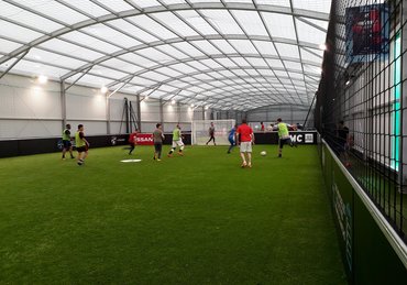 Centre Foot Indoor