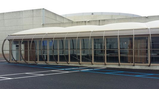 Structure réceptif pour les clubs sportifs