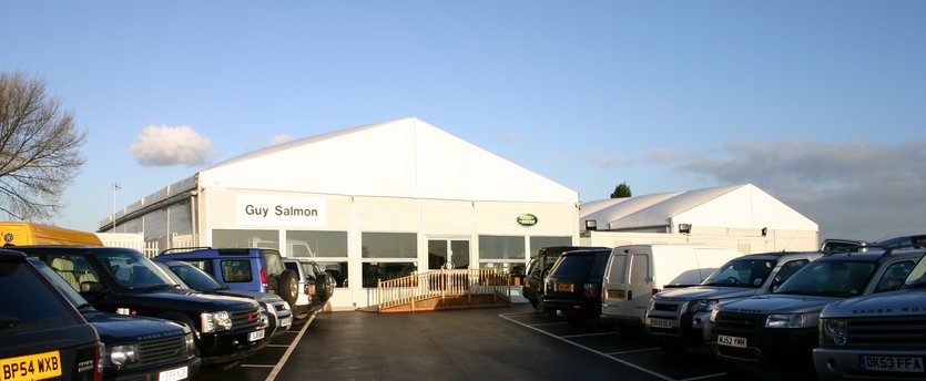 Showroom - Land Rover Showroom - Land Rover