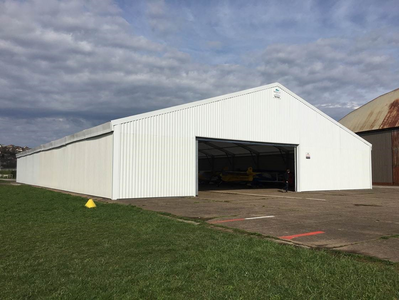 Hangars pour avions