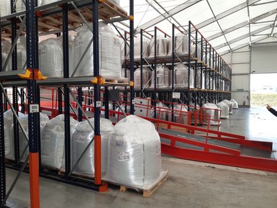 Bâtiment pour racks de stockage